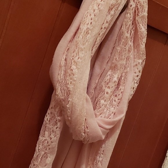 Lace Infinity Scarves & Girls Fuzzy Strech Scarf - Picture 4 of 6